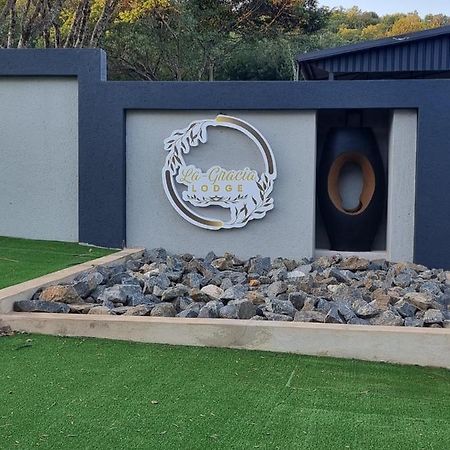La Gracia Lodge Louis Trichardt Exterior photo